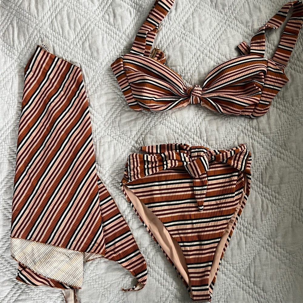 BOTTOM WAS SOLD Montce Swim 3-piece Set Donna Rib Hayden/Paula